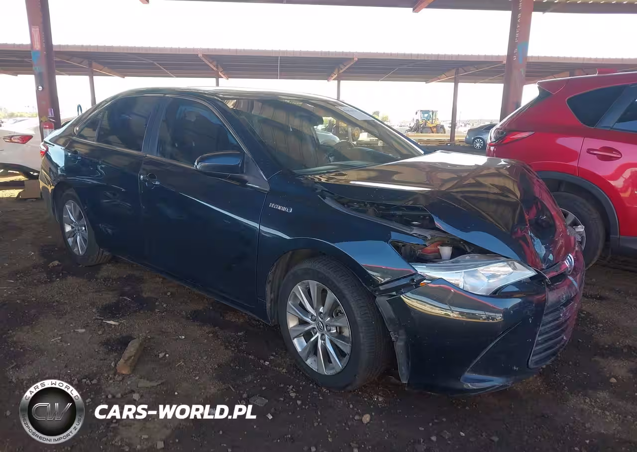 2015 Toyota Camry Hybrid Xle