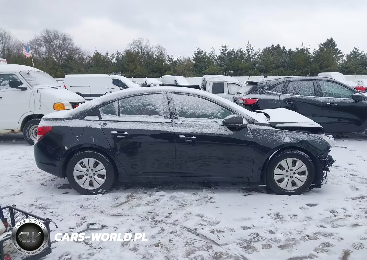 2015 Chevrolet Cruze Ls Auto VIN:1G1PA5SH3F7296832 - 14