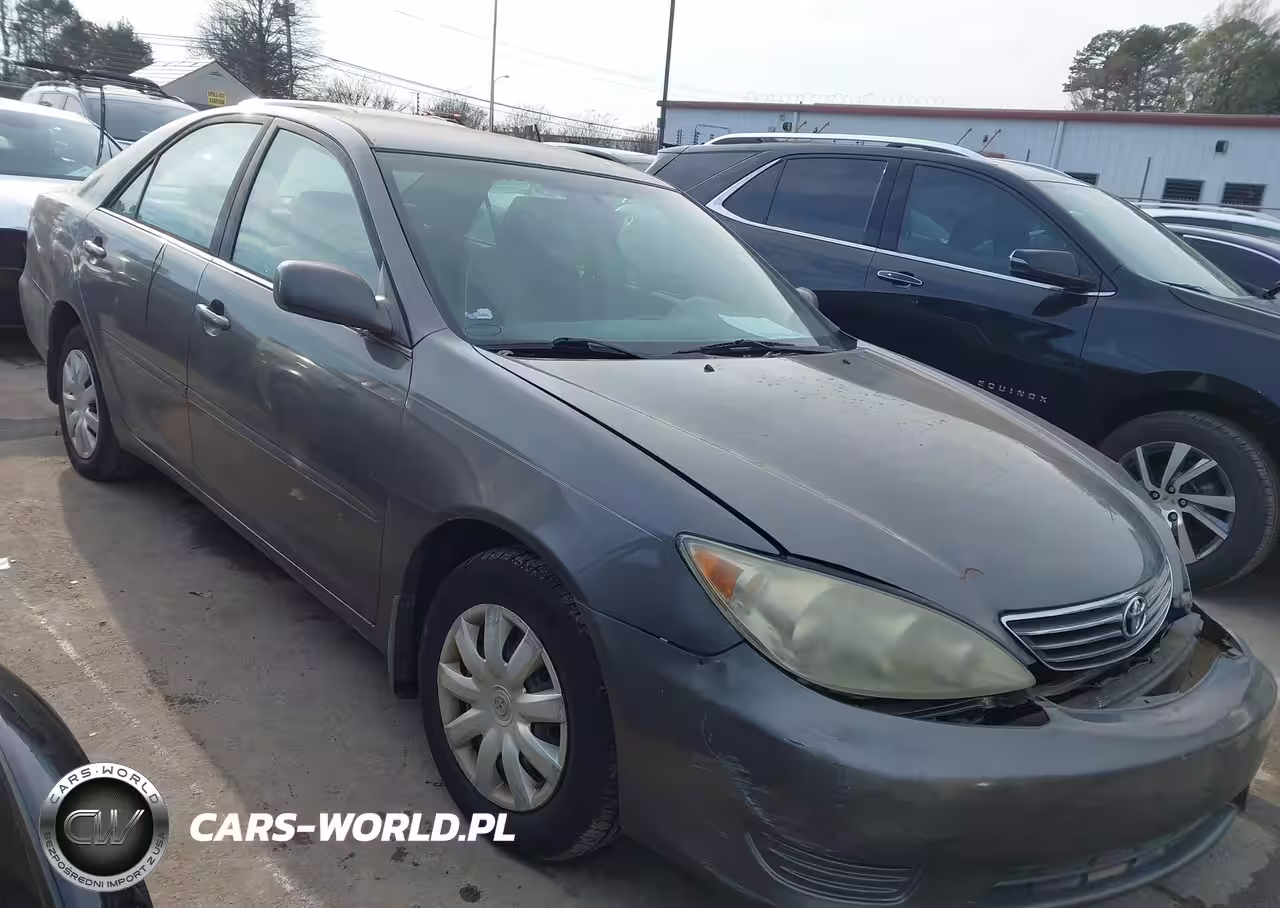 2005 Toyota Camry Le