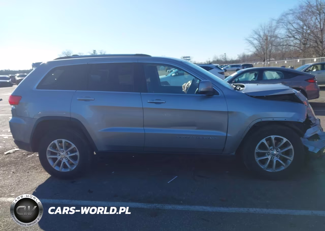 2015 Jeep Grand Cherokee Laredo VIN:1C4RJFAG1FC871614 - 13