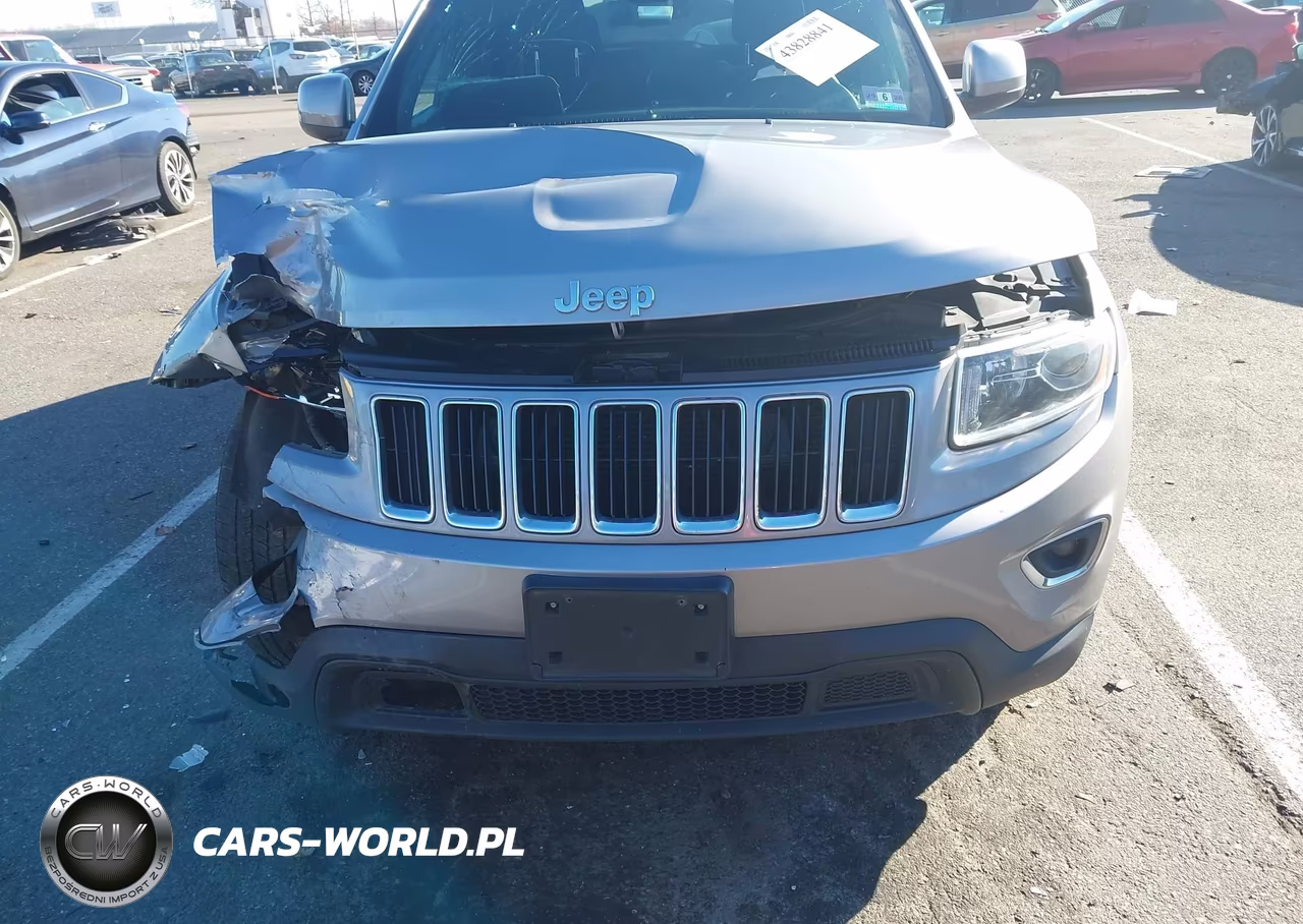 2015 Jeep Grand Cherokee Laredo VIN:1C4RJFAG1FC871614 - 6
