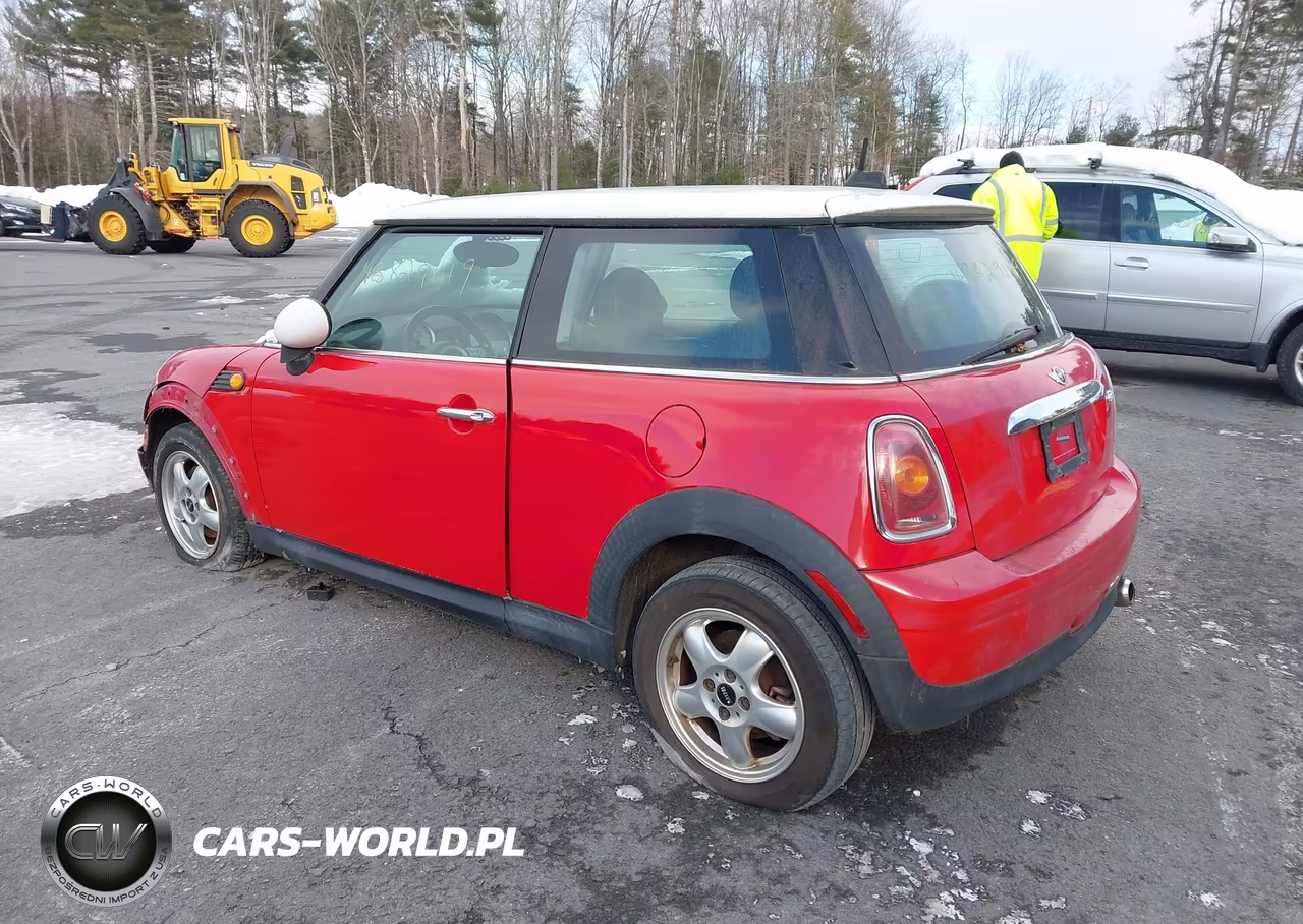 2007 Mini Cooper VIN:WMWMF33577TL67458 - 14