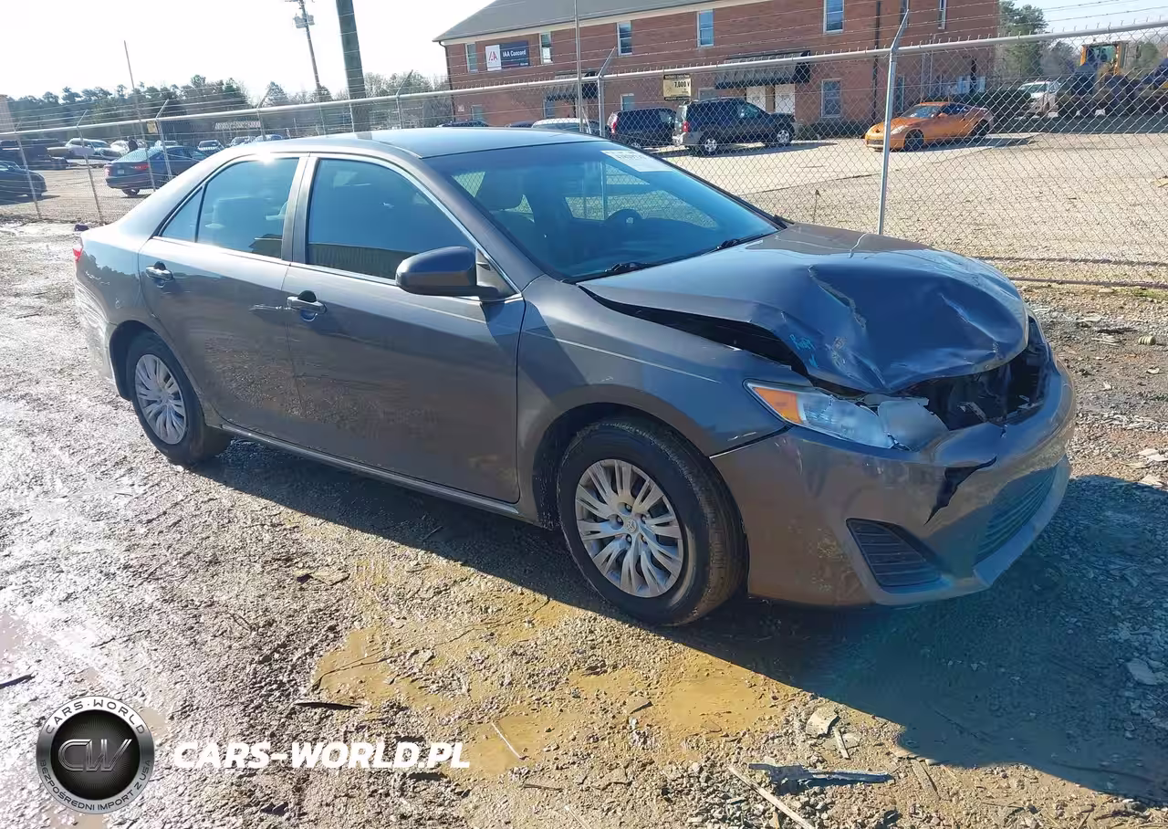 2013 Toyota Camry Le