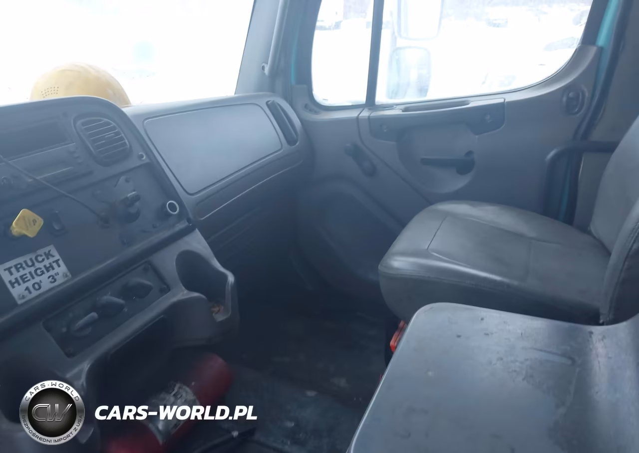 2008 Freightliner M2 106 Medium Duty VIN:1FVACXDT48HAB0121 - 7