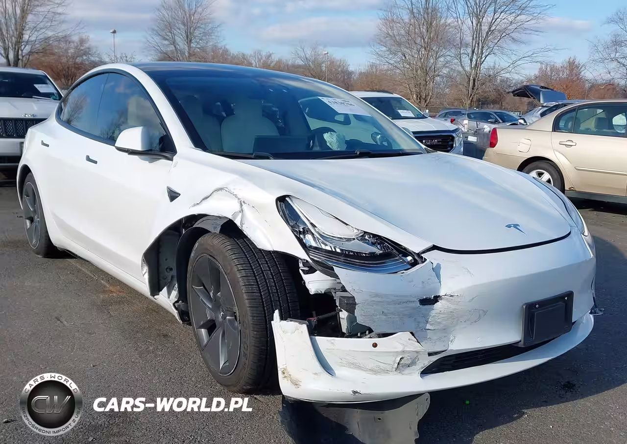 2021 Tesla Model 3 Standard Range Plus Rear-Wheel Drive