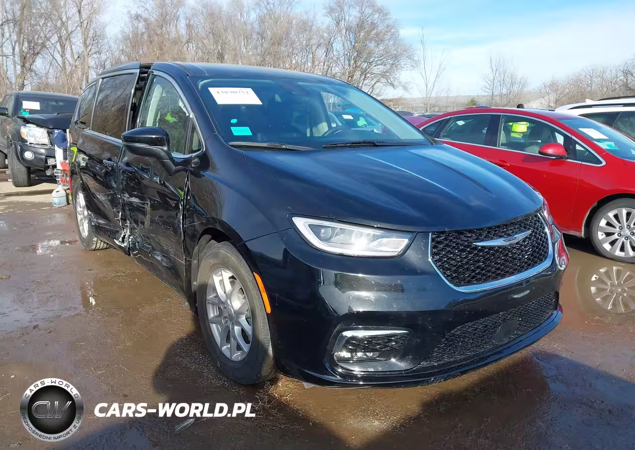 2023 CHRYSLER PACIFICA TOURING L