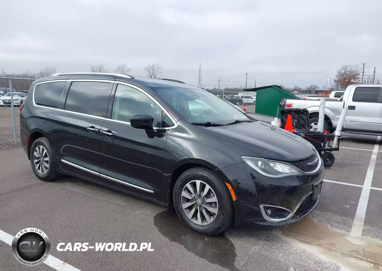 2020 Chrysler Pacifica Touring L Plus