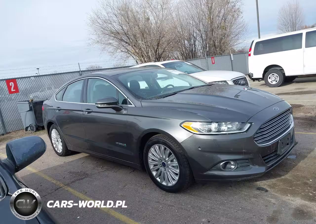 2016 Ford Fusion Hybrid Se