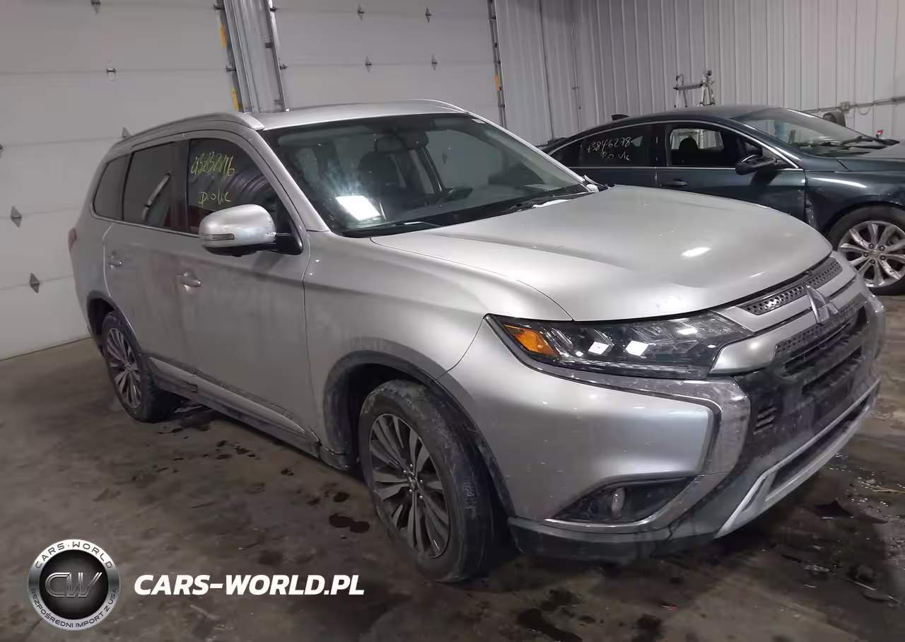2019 Mitsubishi Outlander Sel
