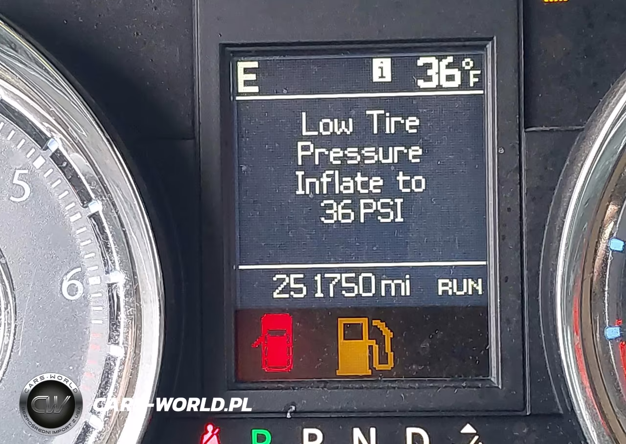2014 Chrysler Town & Country Touring VIN:2C4RC1BG7ER158508 - 15