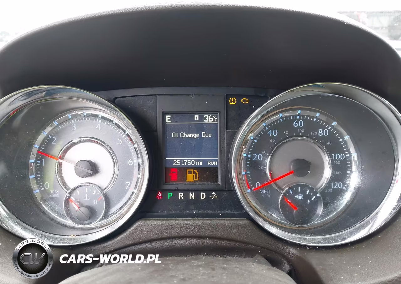 2014 Chrysler Town & Country Touring VIN:2C4RC1BG7ER158508 - 7