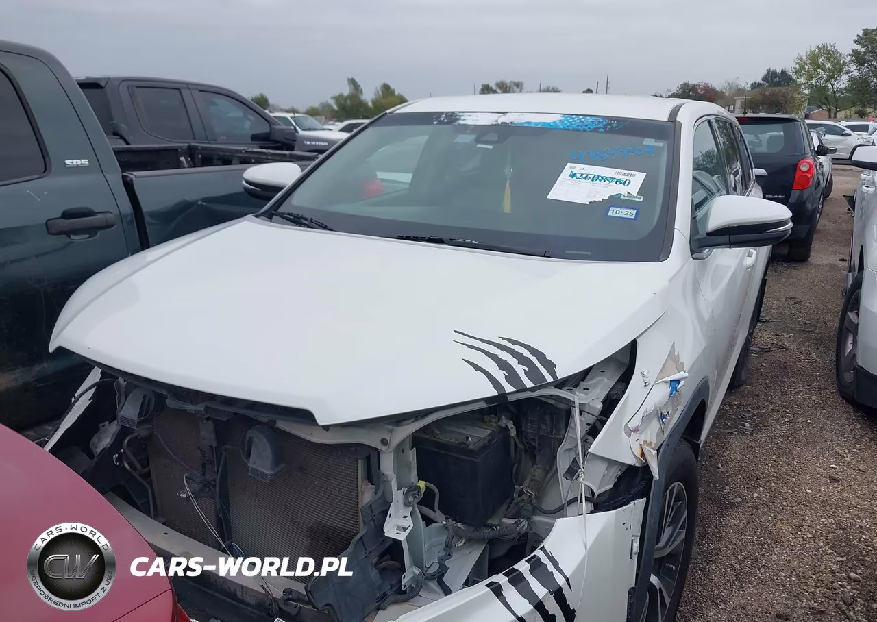 2019 Toyota Highlander Le VIN:5TDZARFH8KS053423 - 12