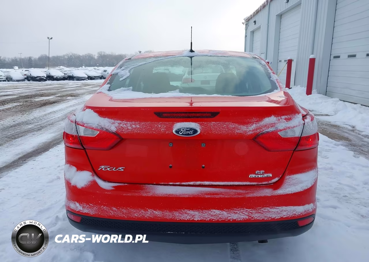 2014 Ford Focus Se VIN:1FADP3F29EL262974 - 16