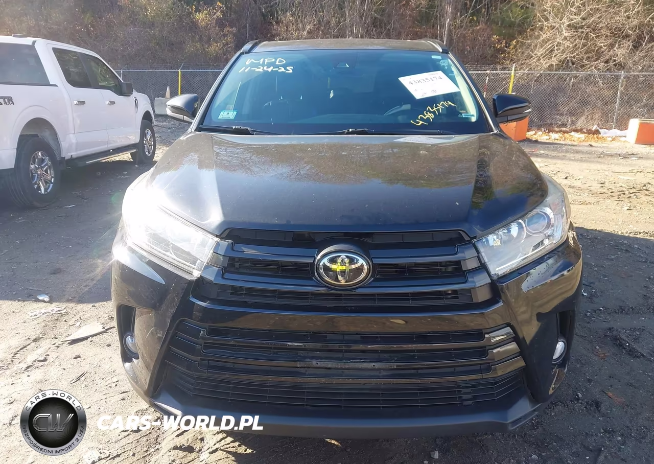 2018 Toyota Highlander Se VIN:5TDJZRFH6JS553813 - 12