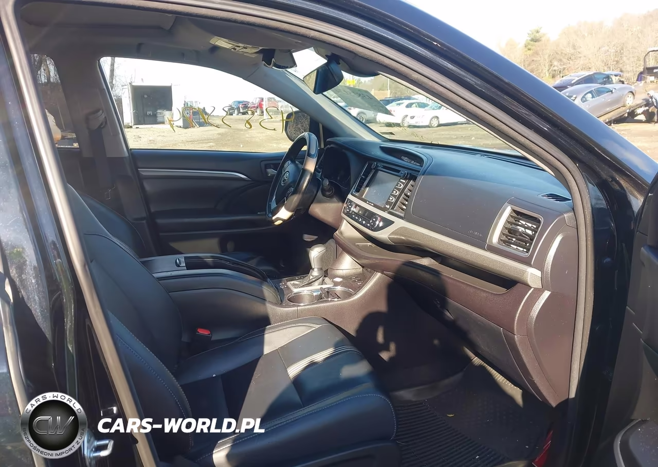 2018 Toyota Highlander Se VIN:5TDJZRFH6JS553813 - 5
