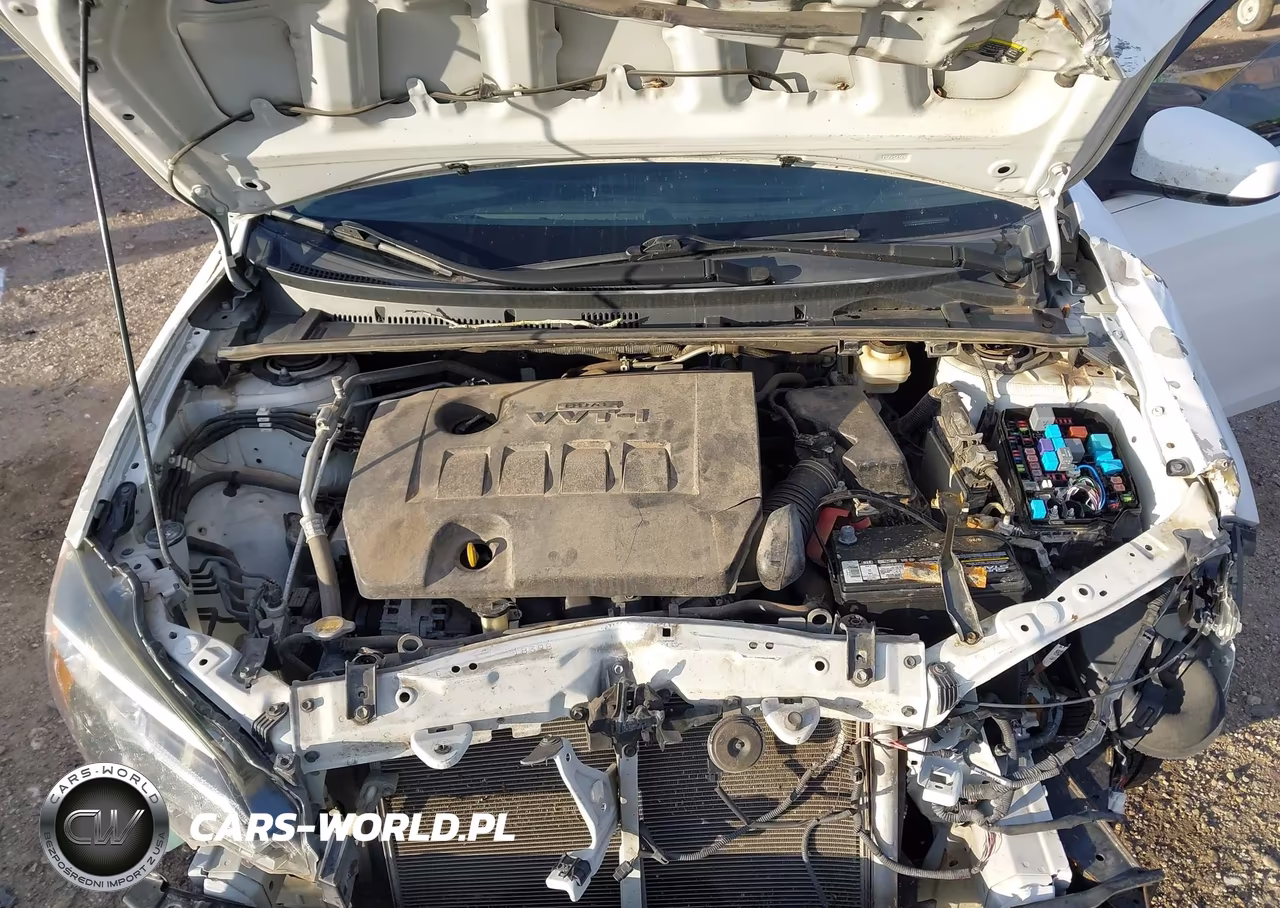 2017 Toyota Corolla Le VIN:5YFBURHE4HP593817 - 10