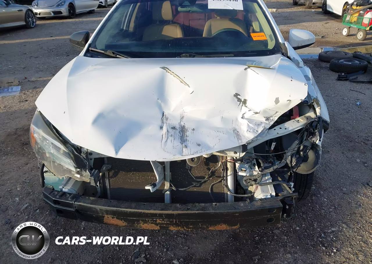 2017 Toyota Corolla Le VIN:5YFBURHE4HP593817 - 6