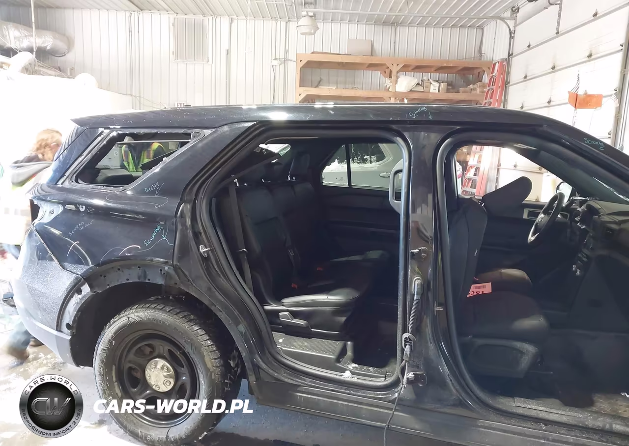 2020 Ford Police Interceptor Utility VIN:1FM5K8AW3LGA95369 - 14