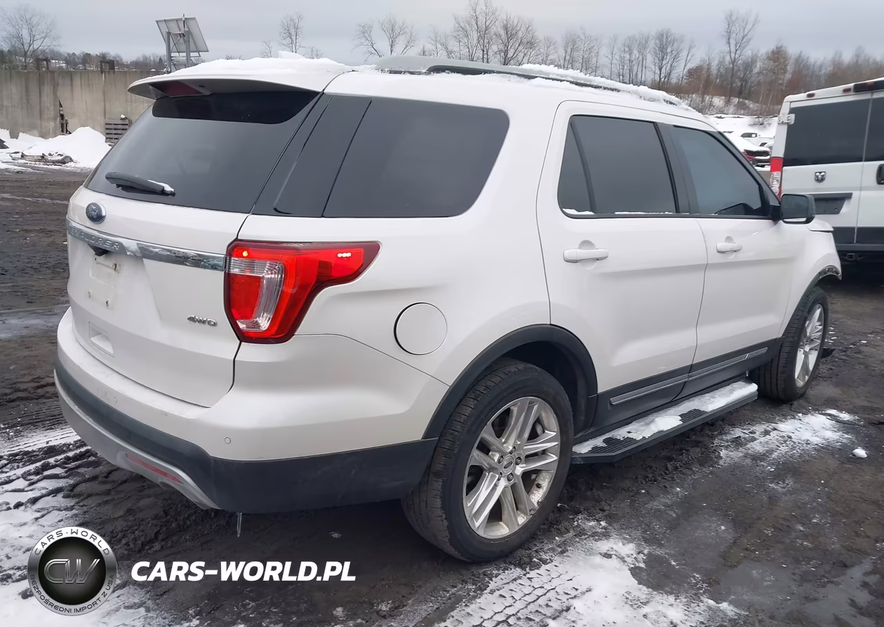 2017 Ford Explorer Xlt VIN:1FM5K8D81HGC50828 - 4
