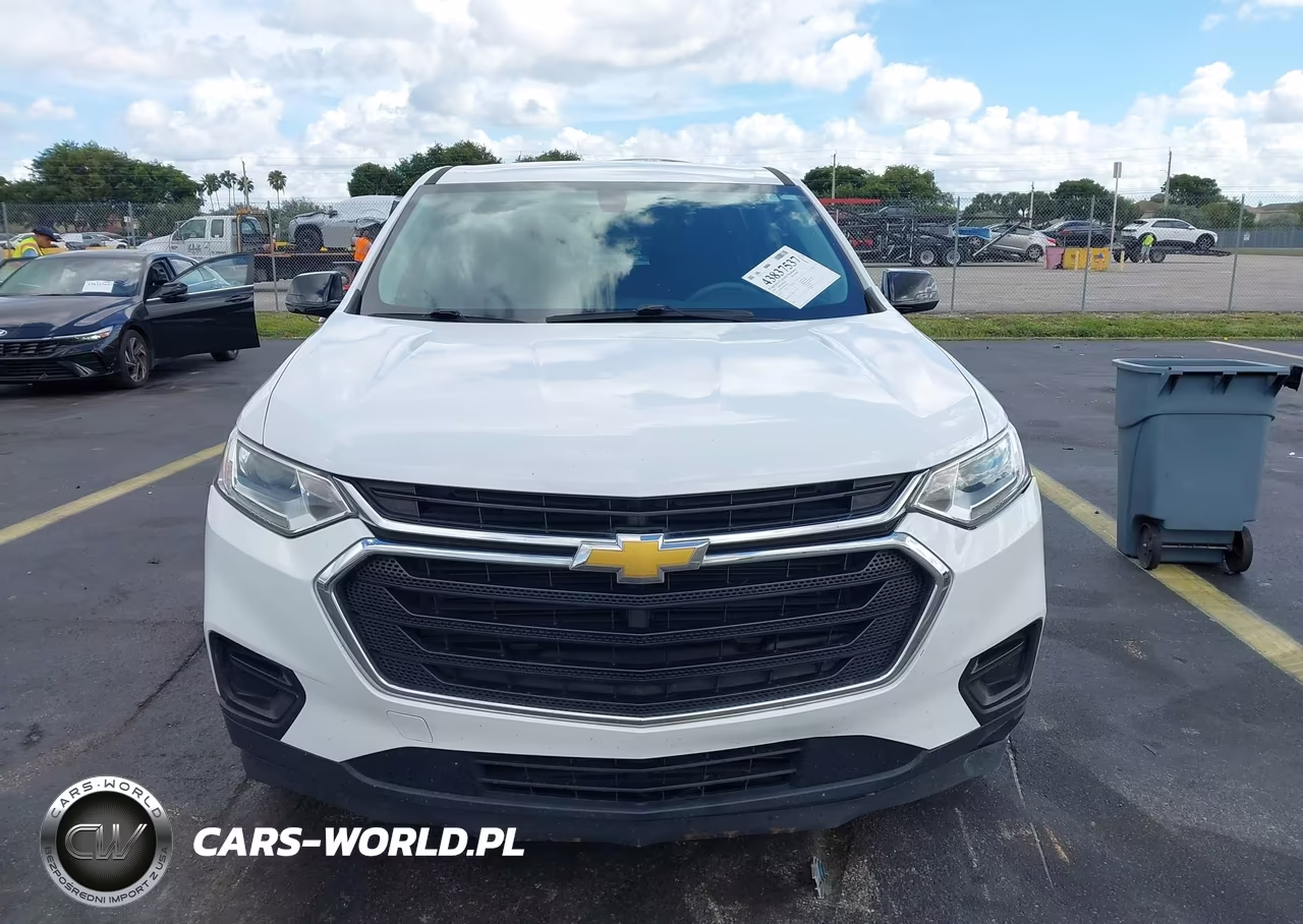 2019 Chevrolet Traverse Ls VIN:1GNERFKW2KJ136621 - 12