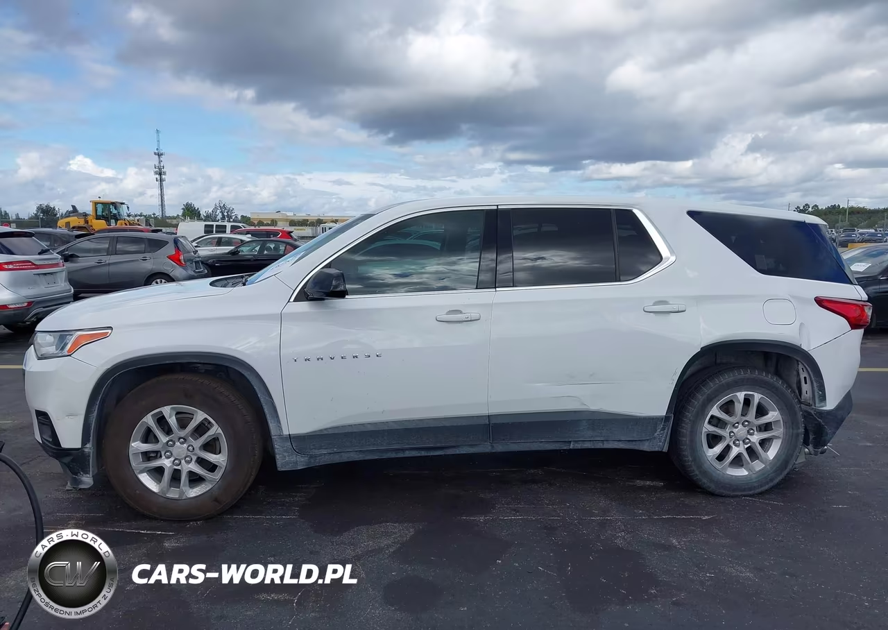 2019 Chevrolet Traverse Ls VIN:1GNERFKW2KJ136621 - 14