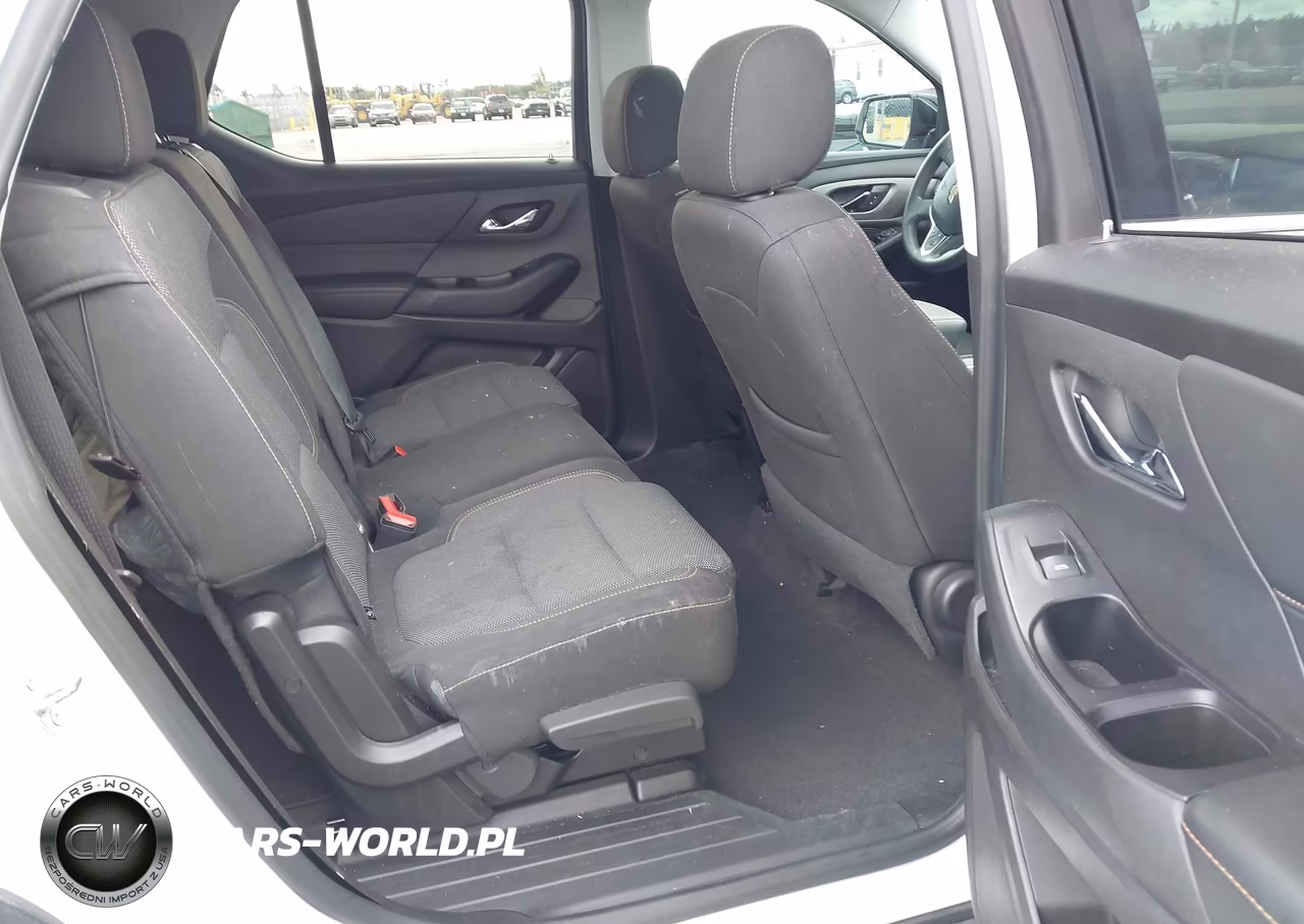 2019 Chevrolet Traverse Ls VIN:1GNERFKW2KJ136621 - 8