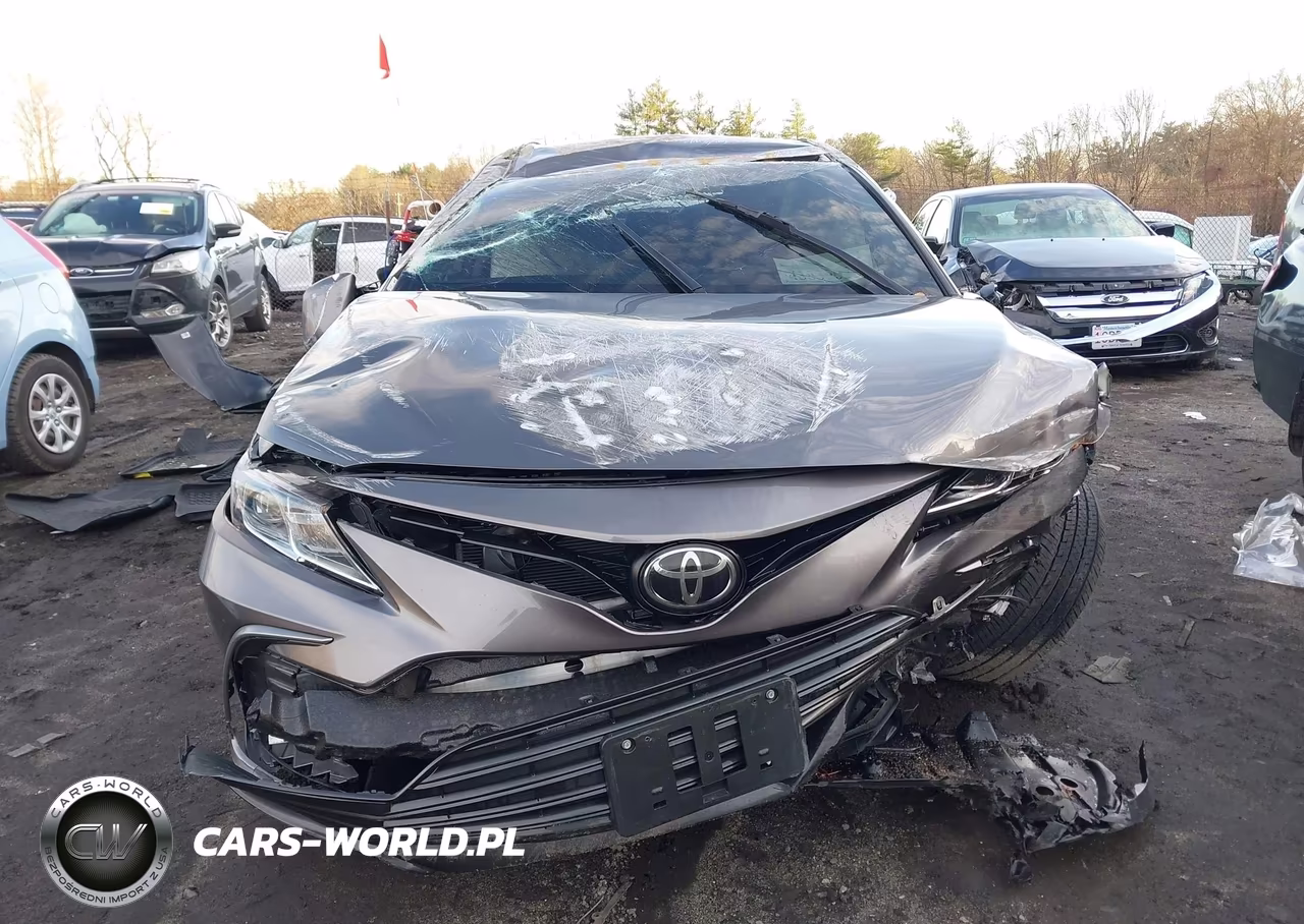 2024 Toyota Camry Le VIN:4T1C11AKXRU910269 - 12
