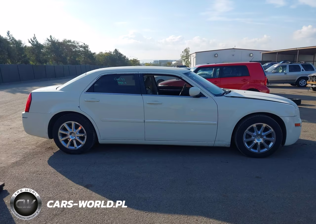 2007 Chrysler 300 Touring VIN:2C3KA53G27H629183 - 13