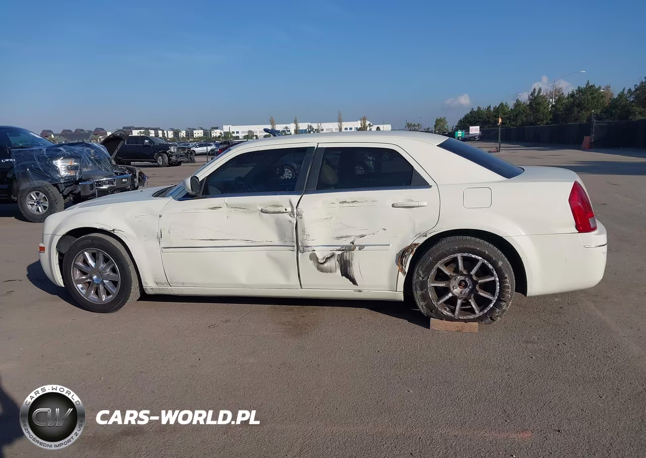 2007 Chrysler 300 Touring VIN:2C3KA53G27H629183 - 14