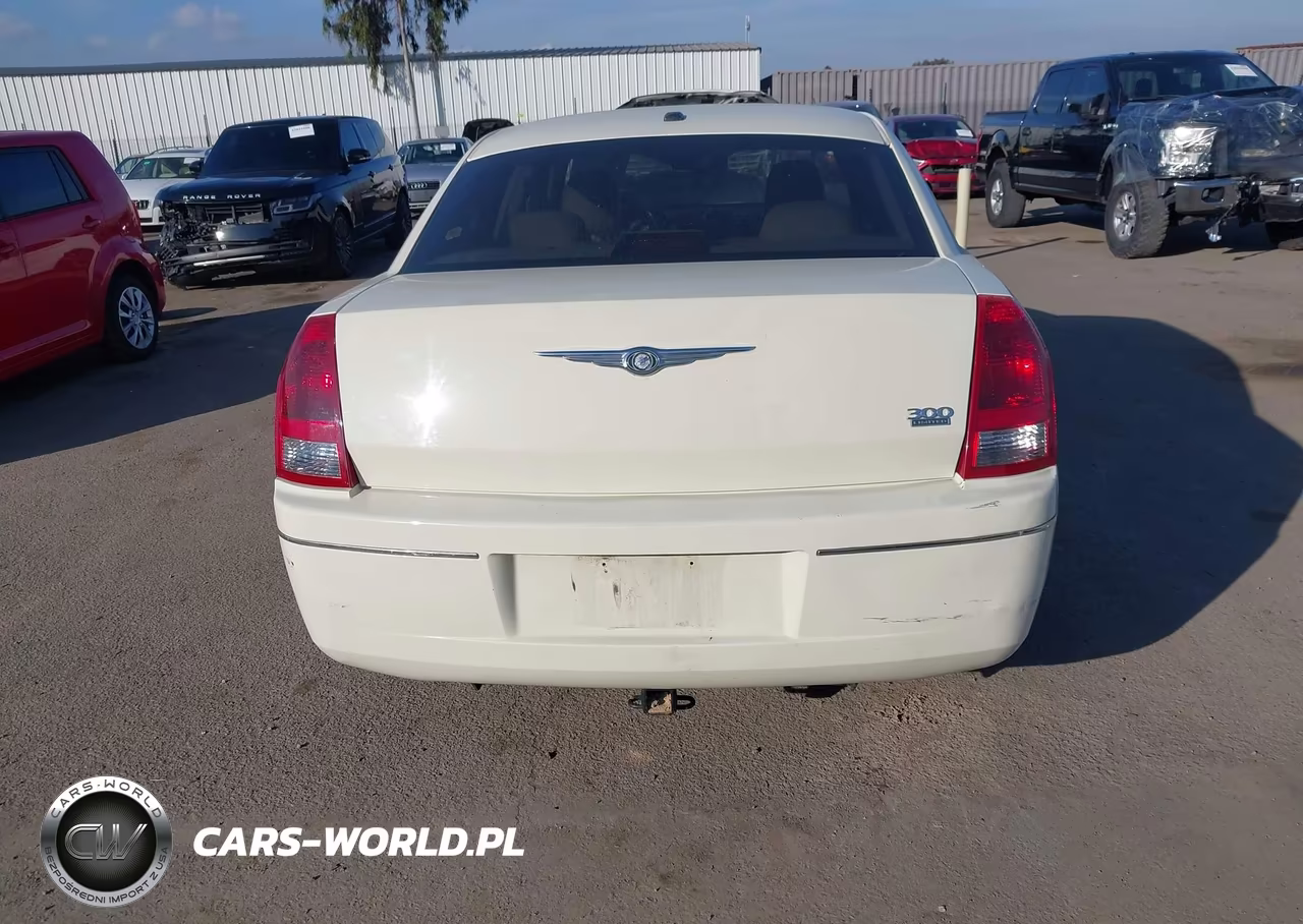 2007 Chrysler 300 Touring VIN:2C3KA53G27H629183 - 16