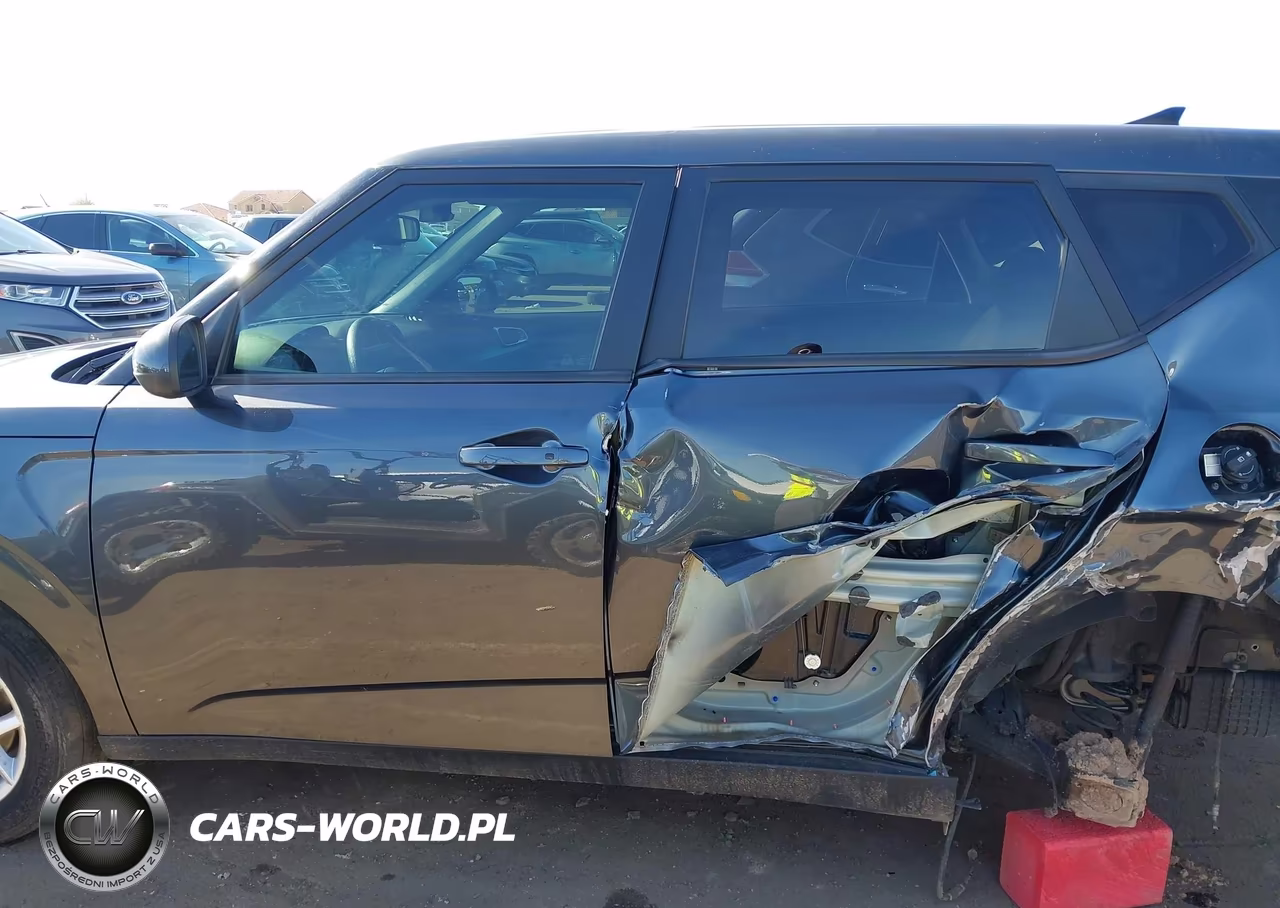 2022 Kia Soul S VIN:KNDJ23AU8N7817801 - 14