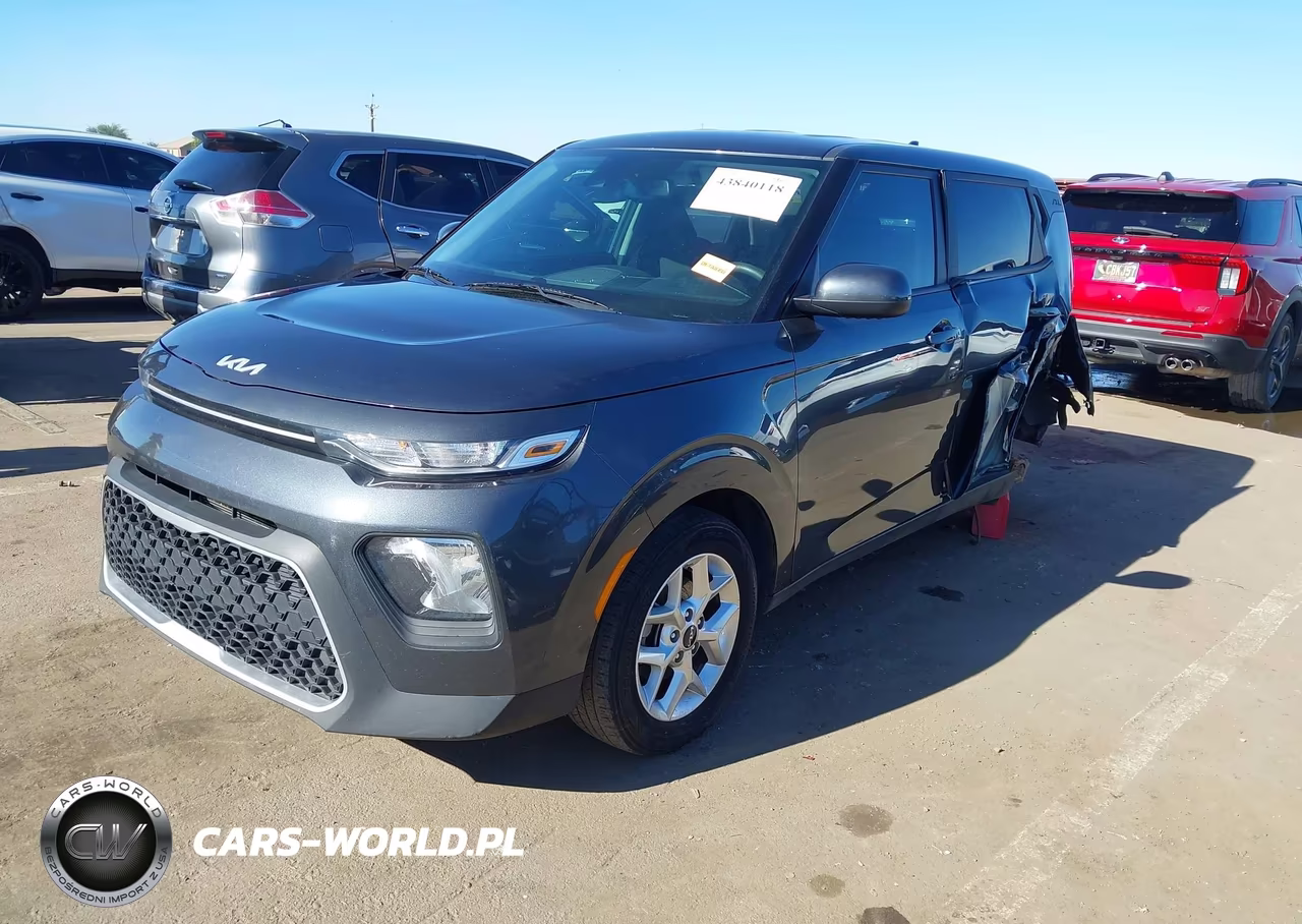 2022 Kia Soul S VIN:KNDJ23AU8N7817801 - 2