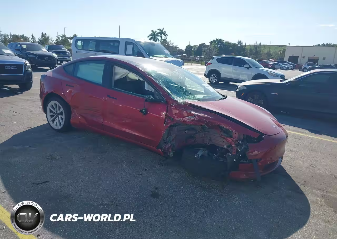 2022 Tesla Model 3 Rear-Wheel Drive