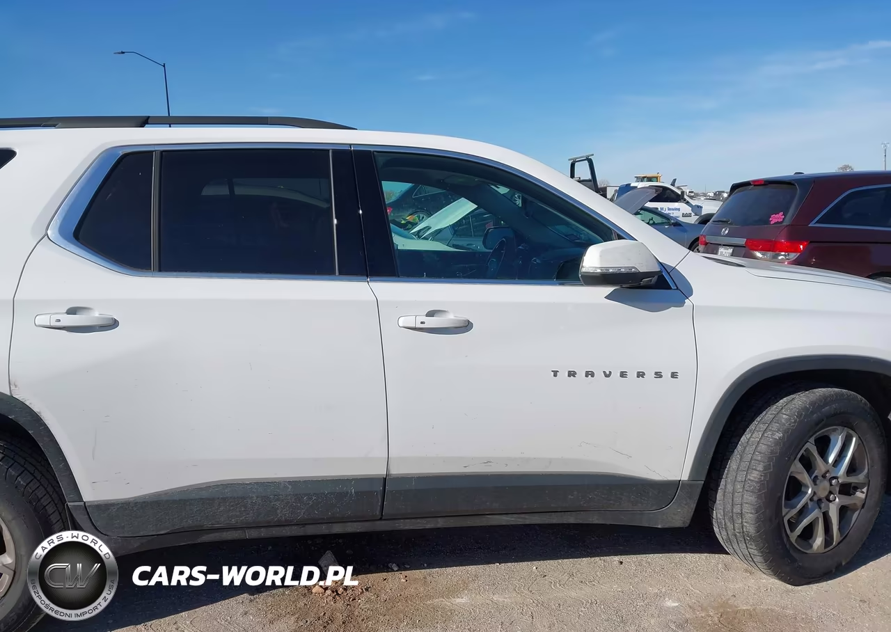 2021 Chevrolet Traverse Awd Lt Leather VIN:1GNEVHKW6MJ231080 - 13