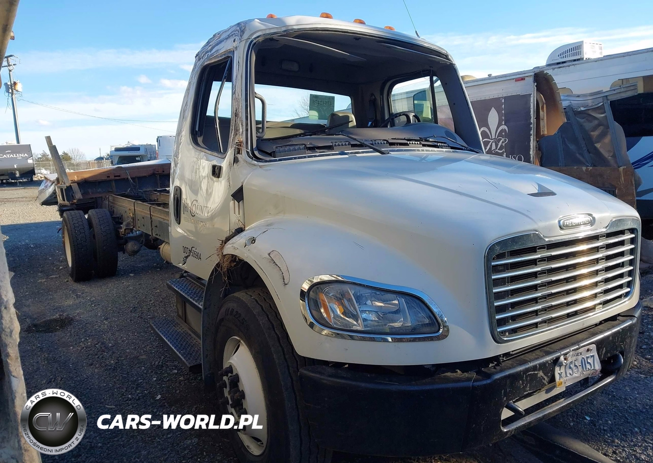 2013 Freightliner M2 106 Medium Duty