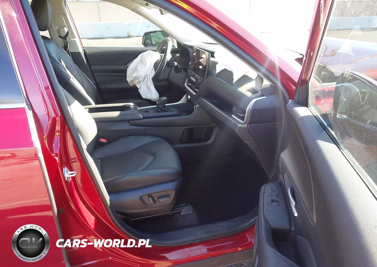 2025 Toyota Grand Highlander Xle VIN:5TDAAAB58SS082155 - 5