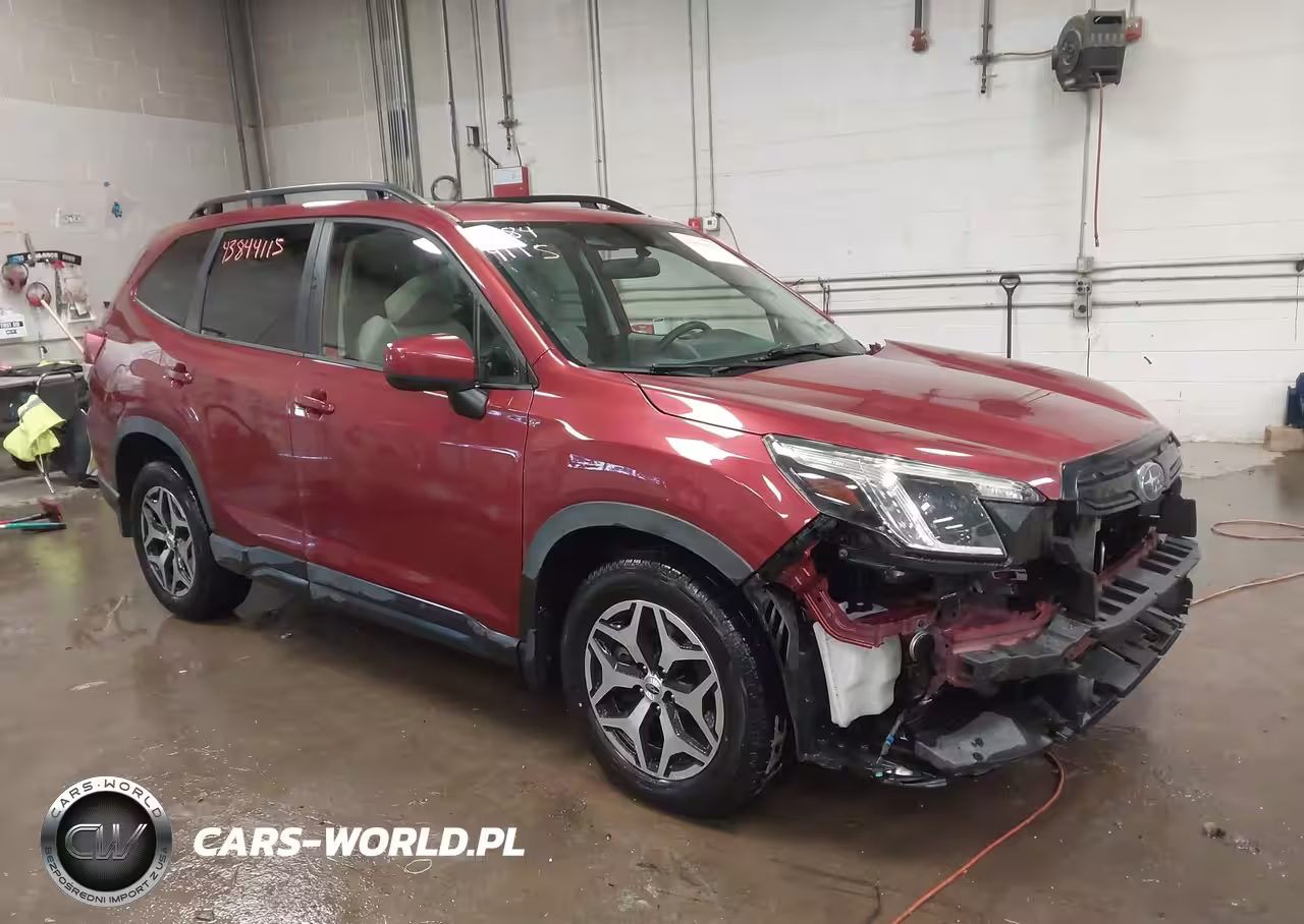 2024 Subaru Forester Premium