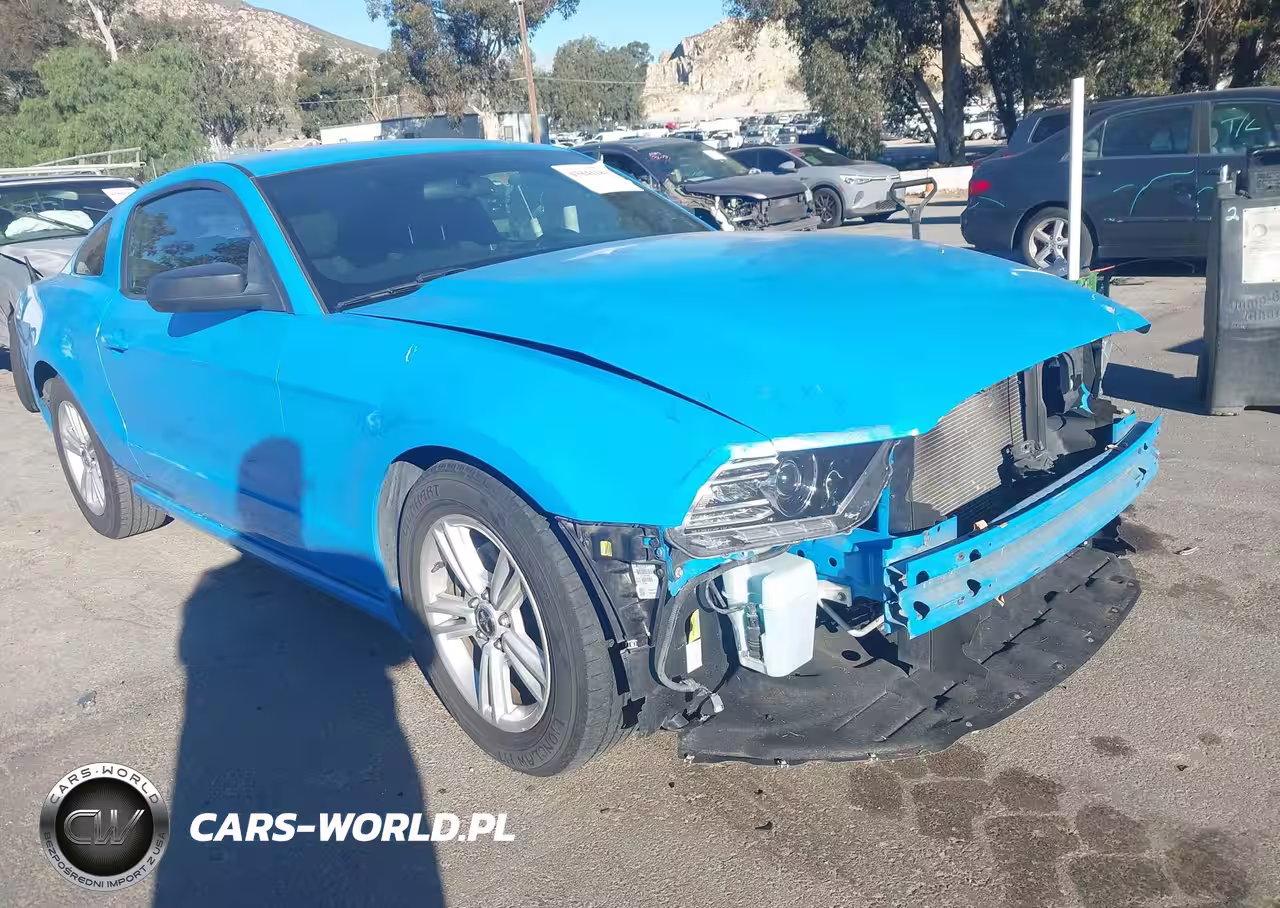 2013 Ford Mustang V6