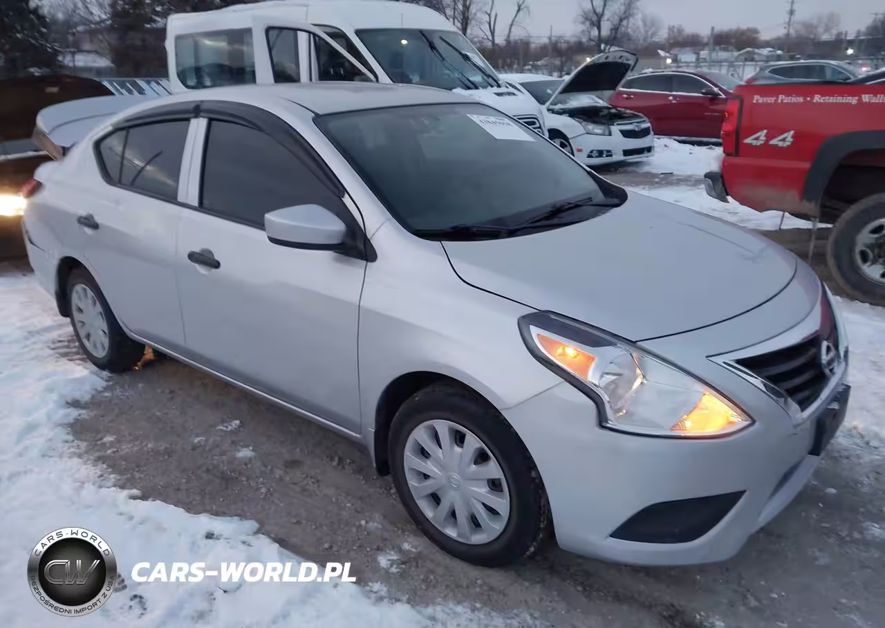 2018 Nissan Versa 1.6 S+