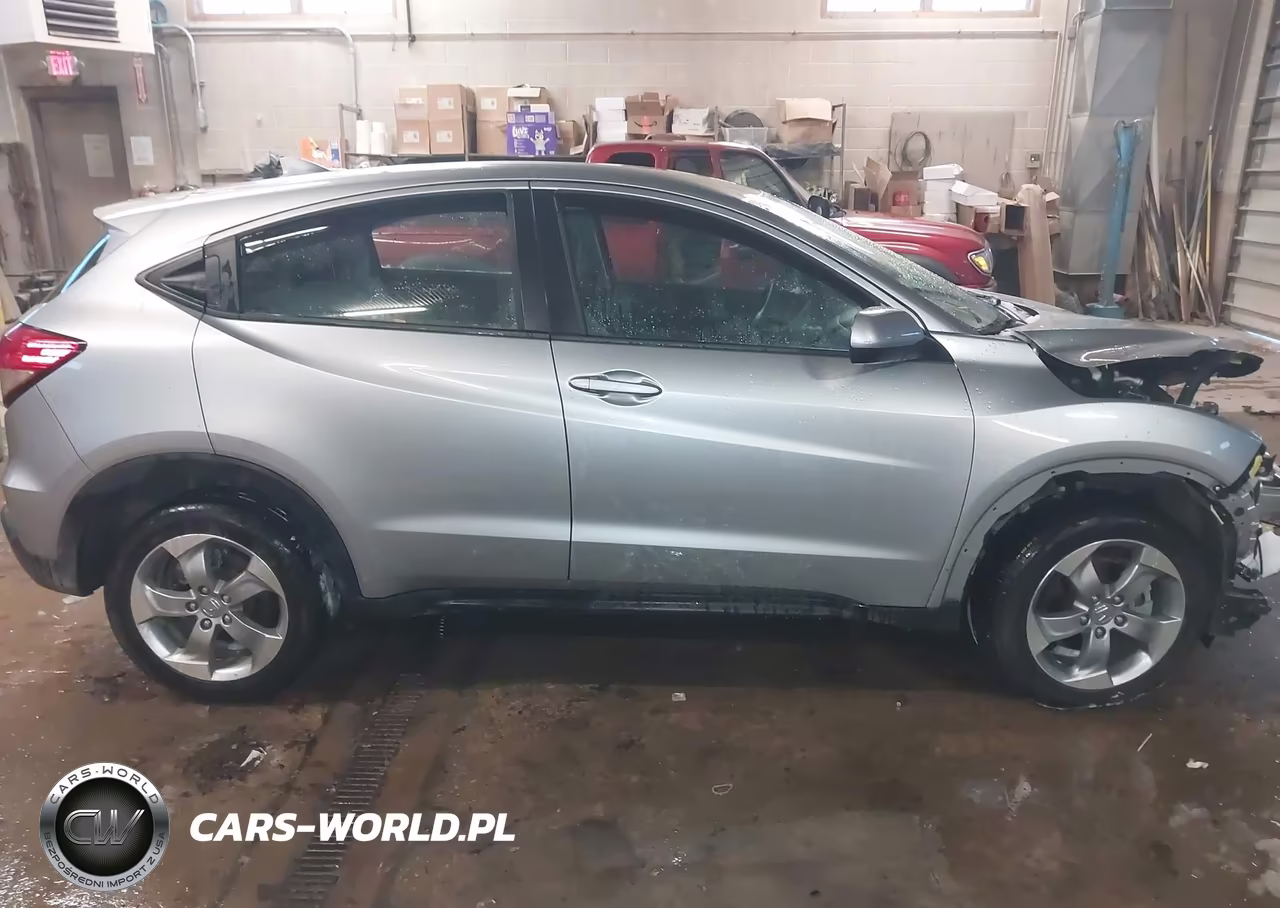 2019 Honda Hr-V Lx VIN:3CZRU6H3XKG702526 - 13