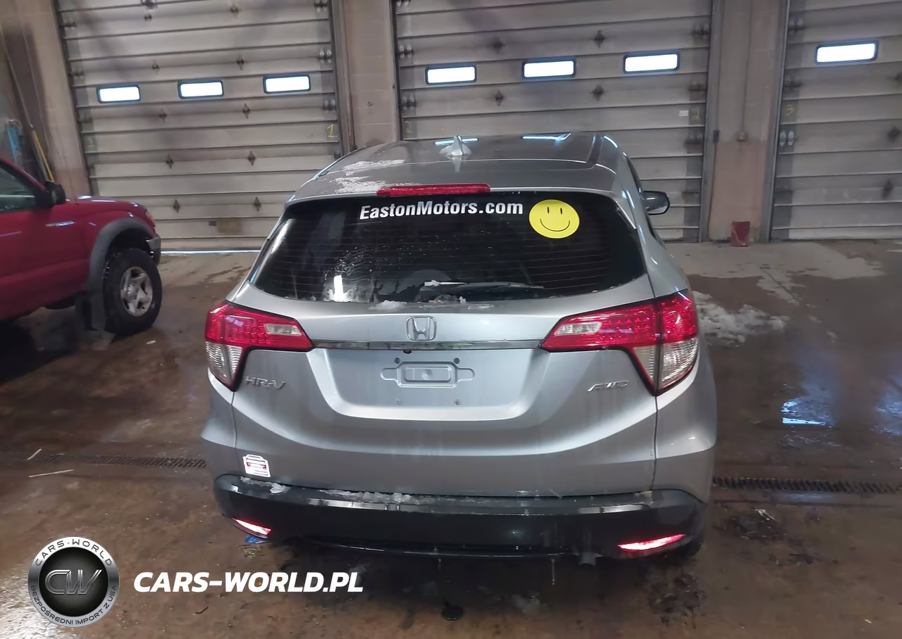 2019 Honda Hr-V Lx VIN:3CZRU6H3XKG702526 - 16