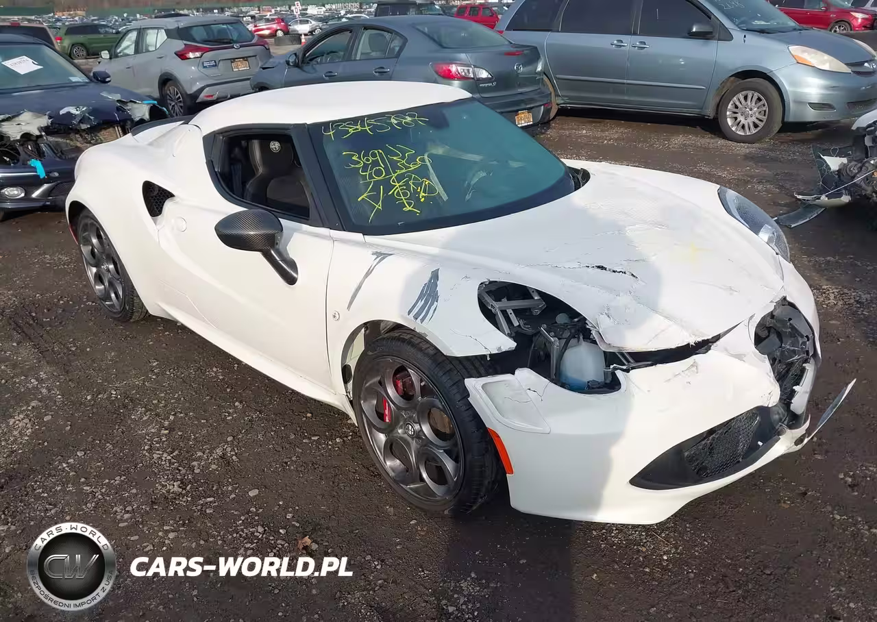 2015 Alfa Romeo 4C Launch Edition
