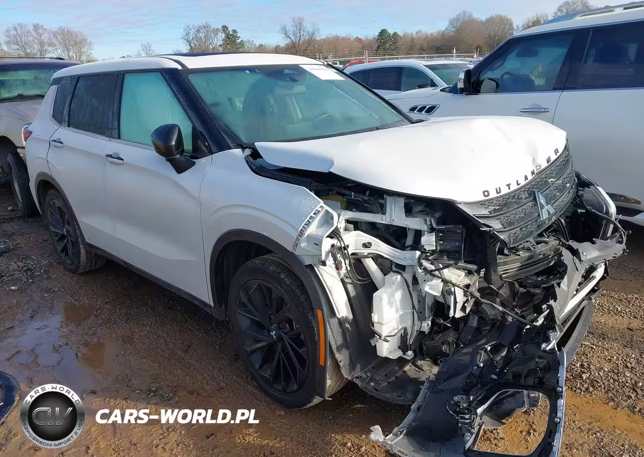 2022 Mitsubishi Outlander Black Edition 2Wd-Se 2.5 2Wd-Se Launch Edition 2Wd