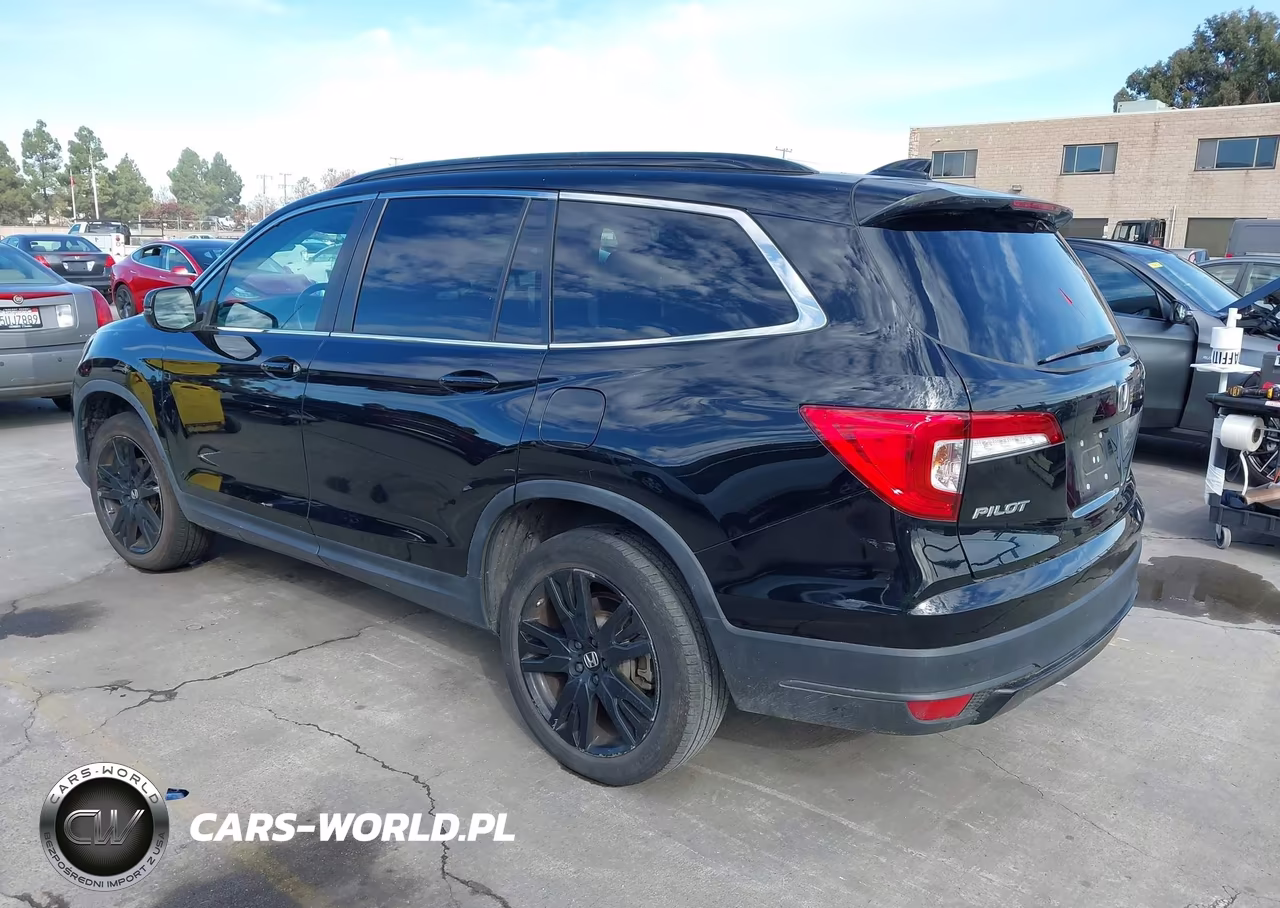 2021 Honda Pilot Awd Special Edition VIN:5FNYF6H23MB097650 - 3