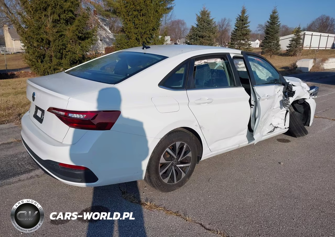 2024 Volkswagen Jetta 1.5T S VIN:3VW5M7BUXRM084144 - 4