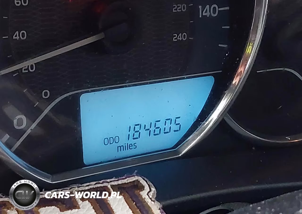 2016 Toyota Corolla L VIN:5YFBURHE4GP544437 - 14