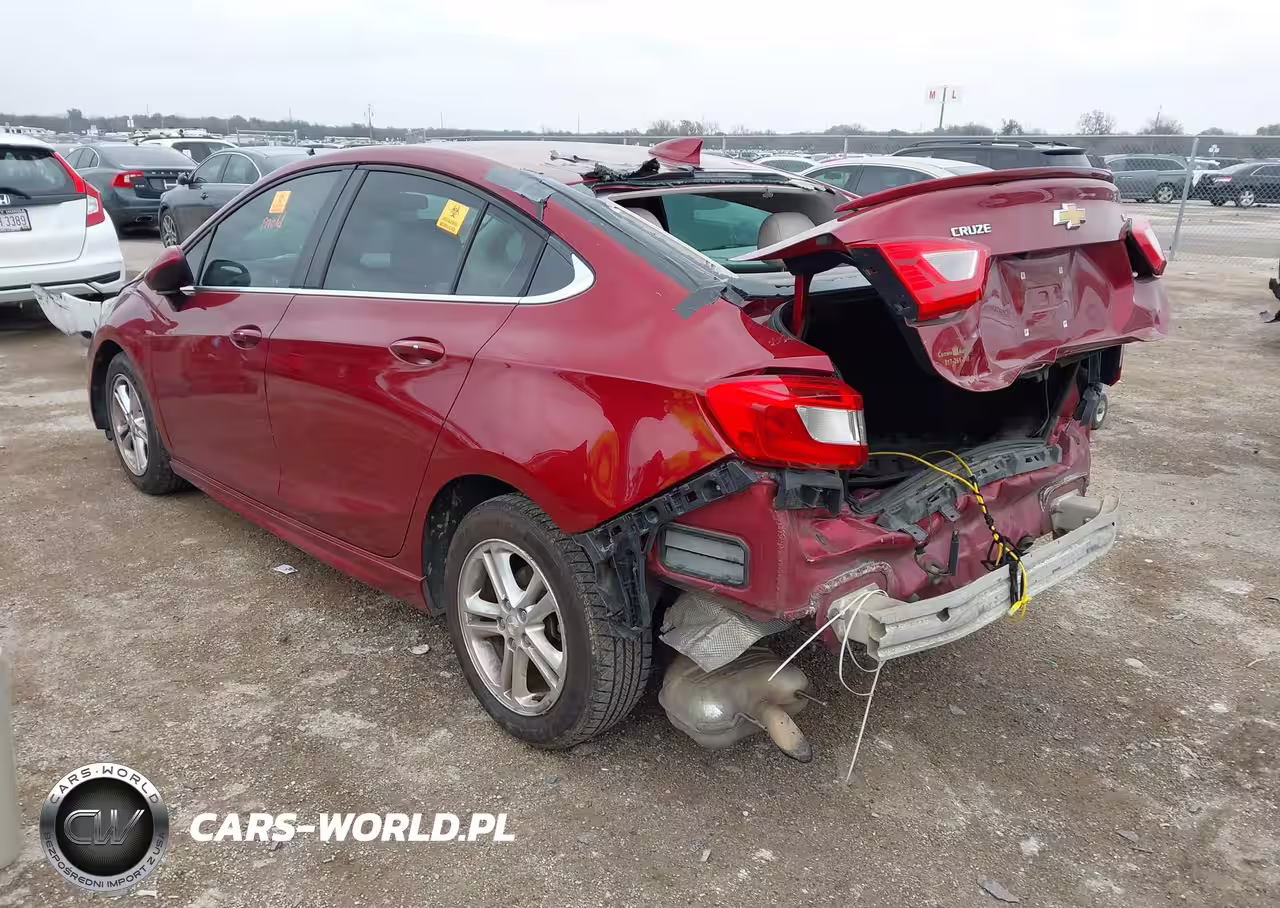 2018 Chevrolet Cruze Lt Auto VIN:1G1BE5SM8J7155274 - 3