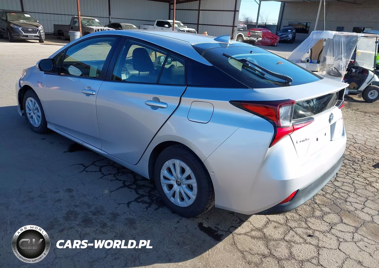 2019 Toyota Prius Le VIN:JTDKARFU3K3072929 - 3