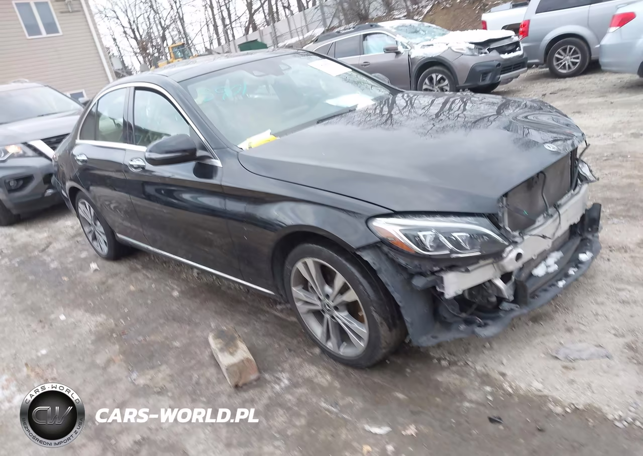 2018 Mercedes-Benz C 300 4Matic