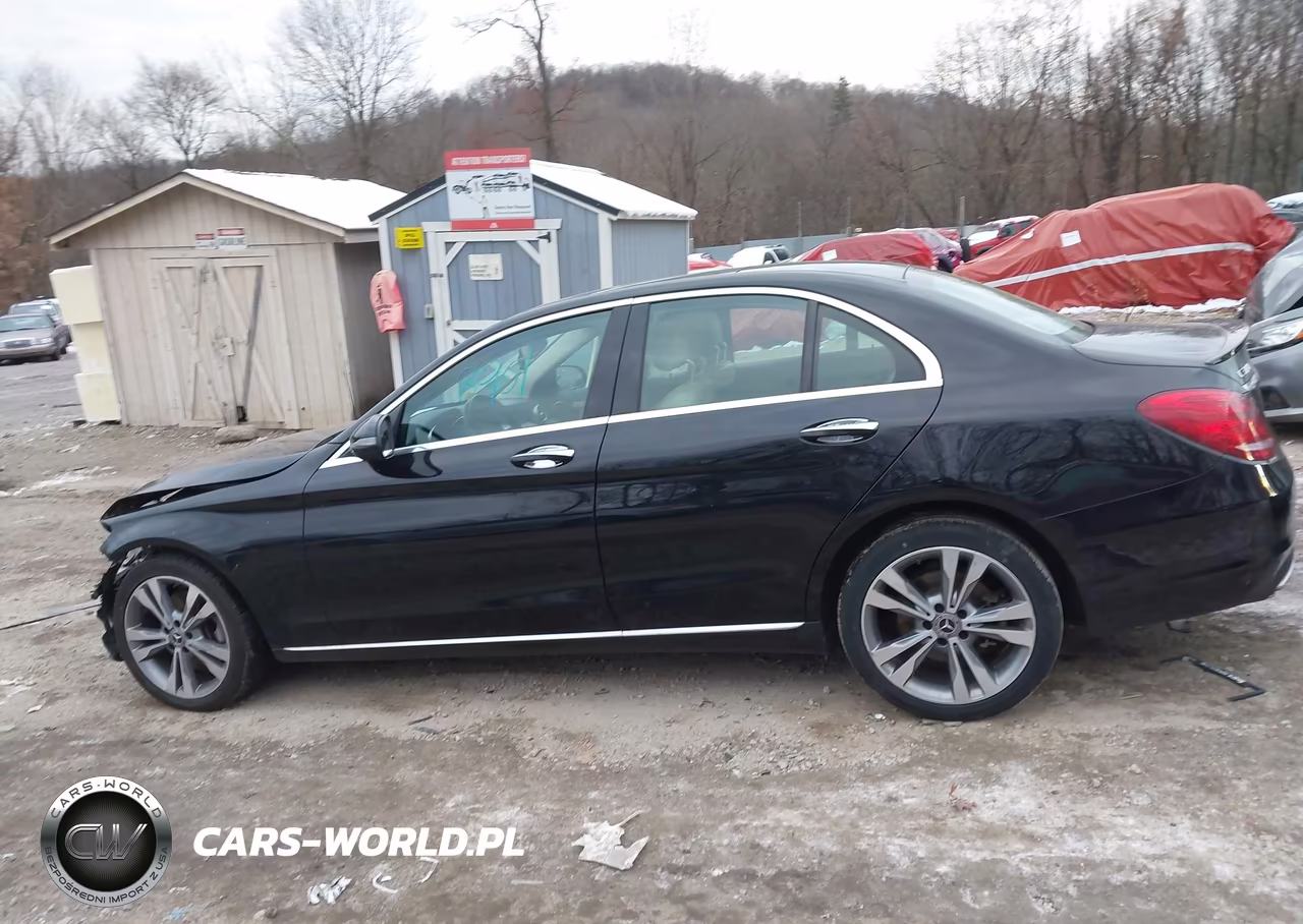 2018 Mercedes-Benz C 300 4Matic VIN:55SWF4KB6JU251900 - 14